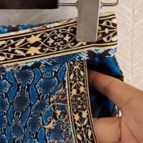 NWT Elegant Suit  Animal print Luxurious Jacket with Pants. XL - Picture 9 of 16